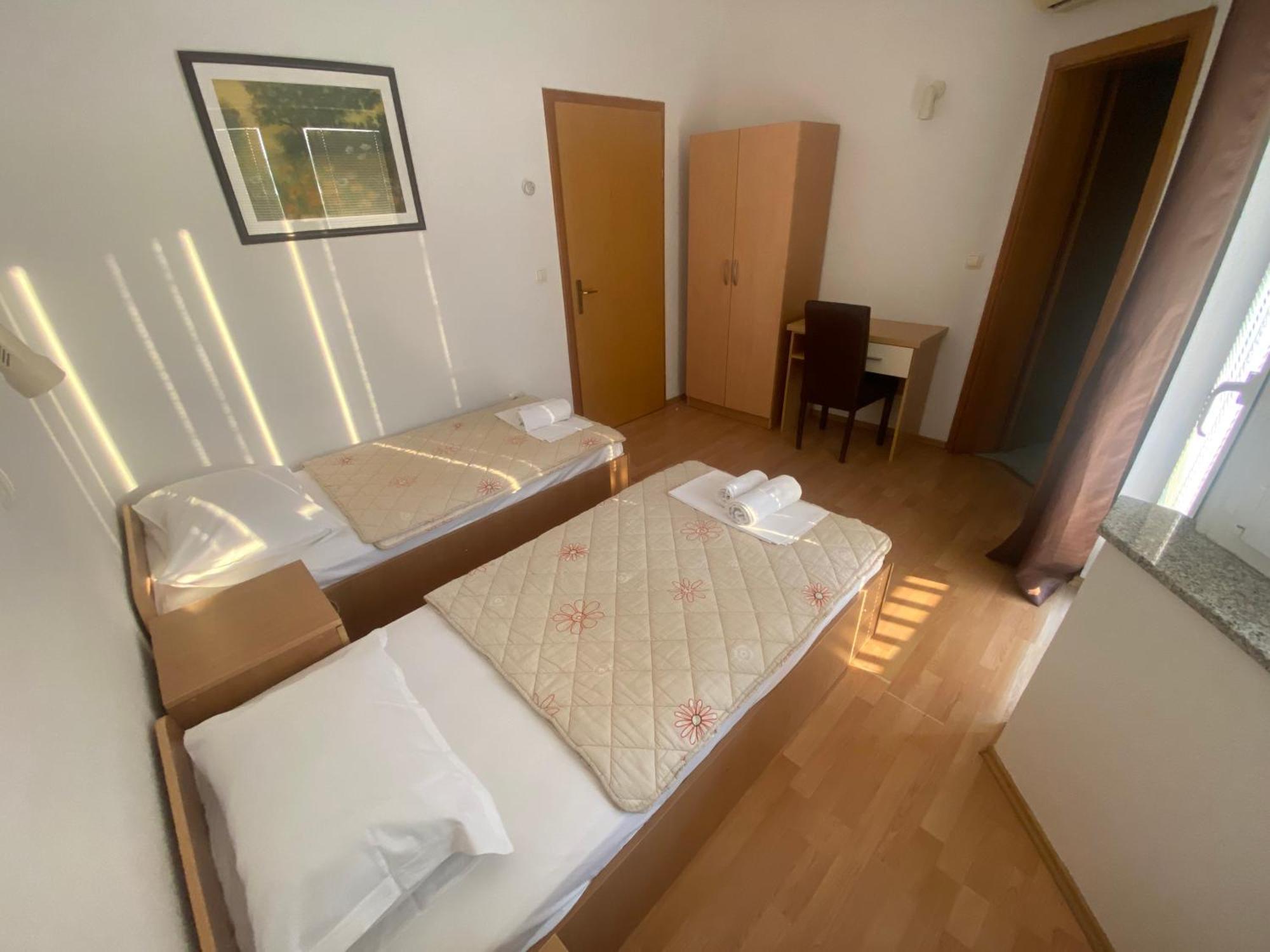 Guest House Regina Mundi Međugorje エクステリア 写真