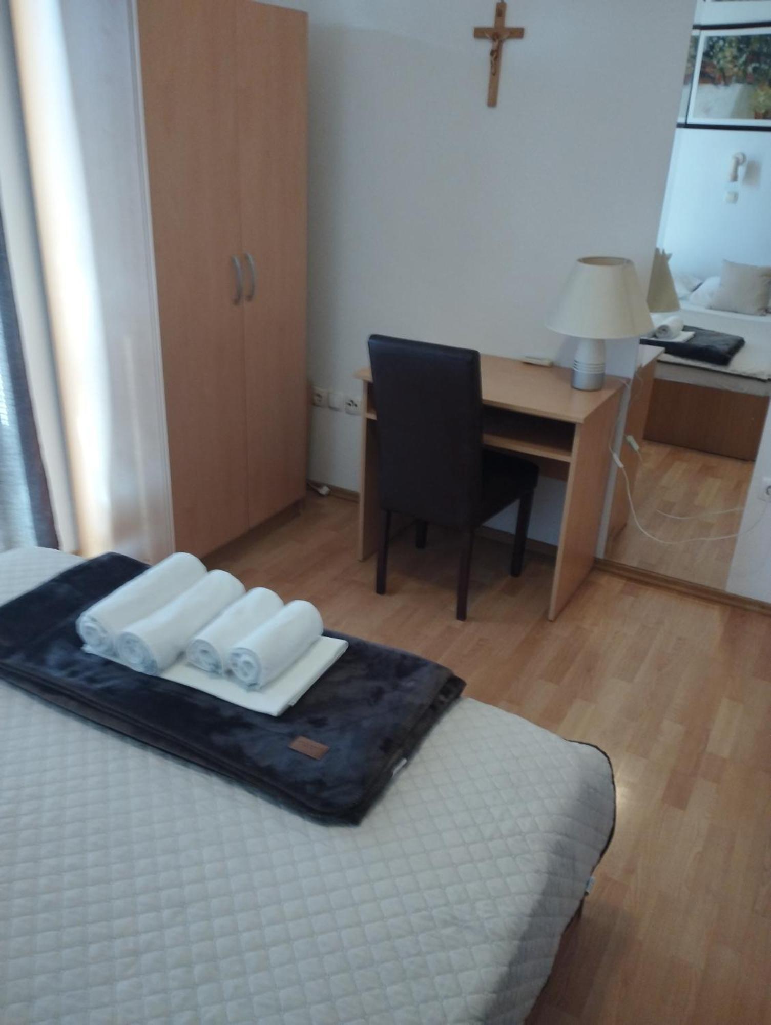 Guest House Regina Mundi Međugorje エクステリア 写真