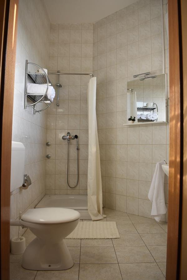 Guest House Regina Mundi Međugorje エクステリア 写真