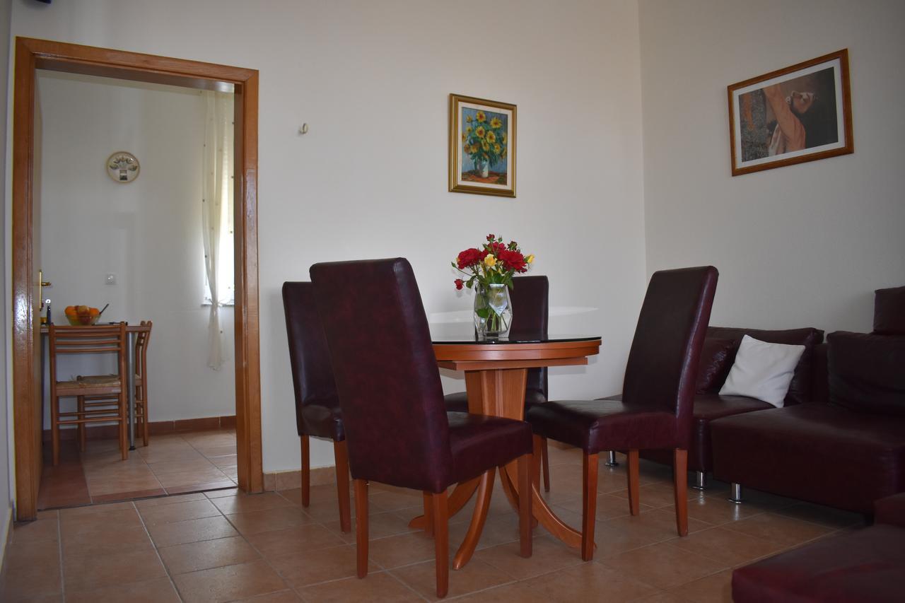 Guest House Regina Mundi Međugorje エクステリア 写真