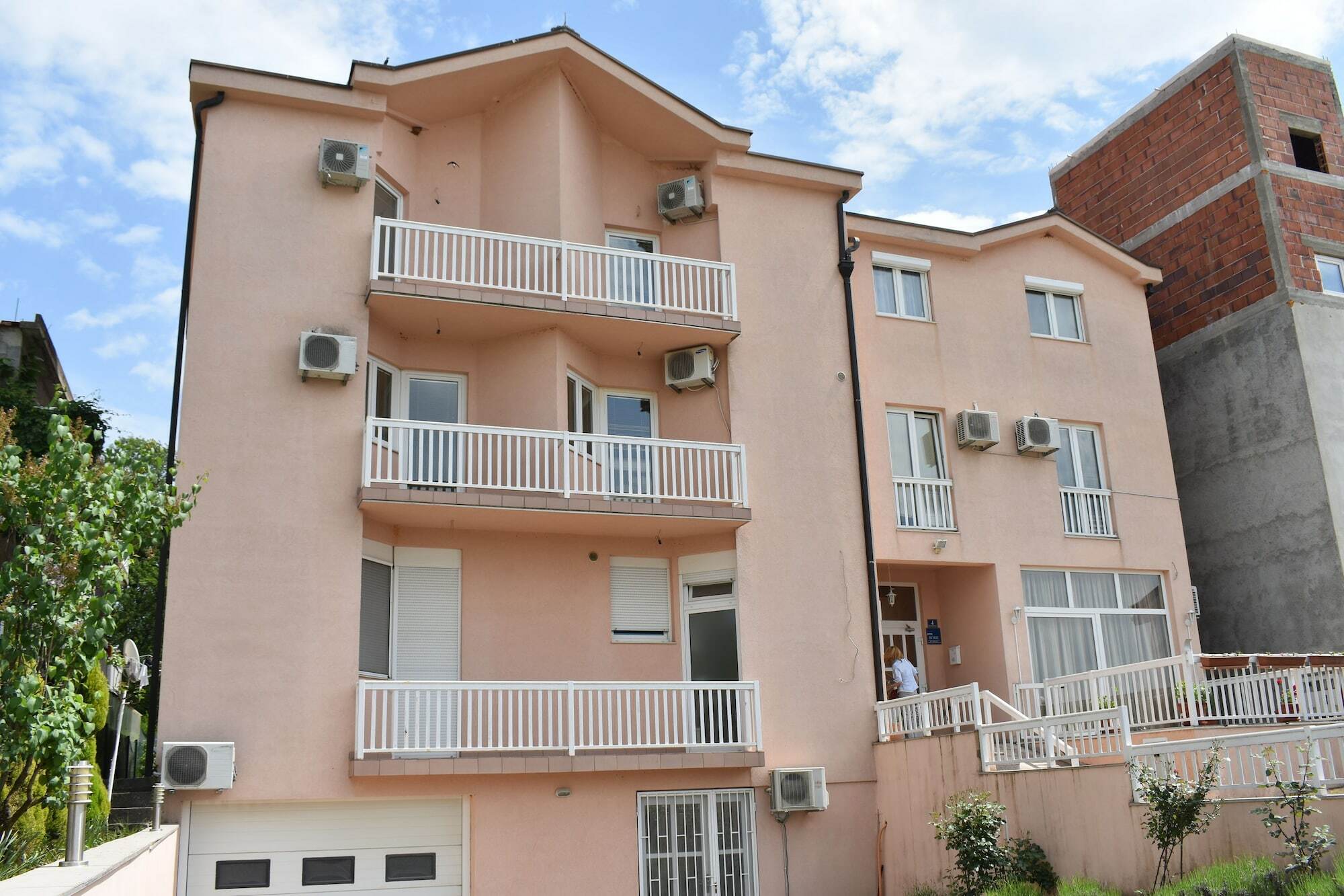 Guest House Regina Mundi Međugorje エクステリア 写真